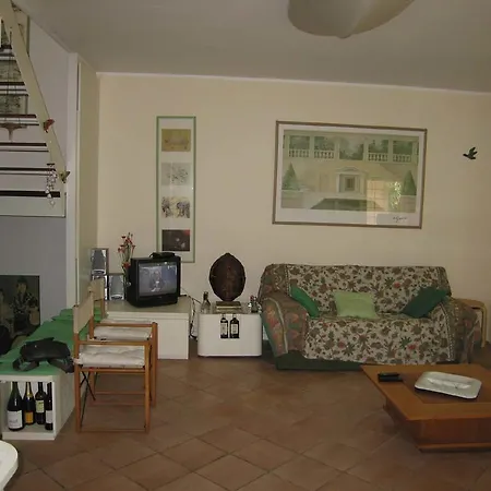 A Colle Paradiso Villa